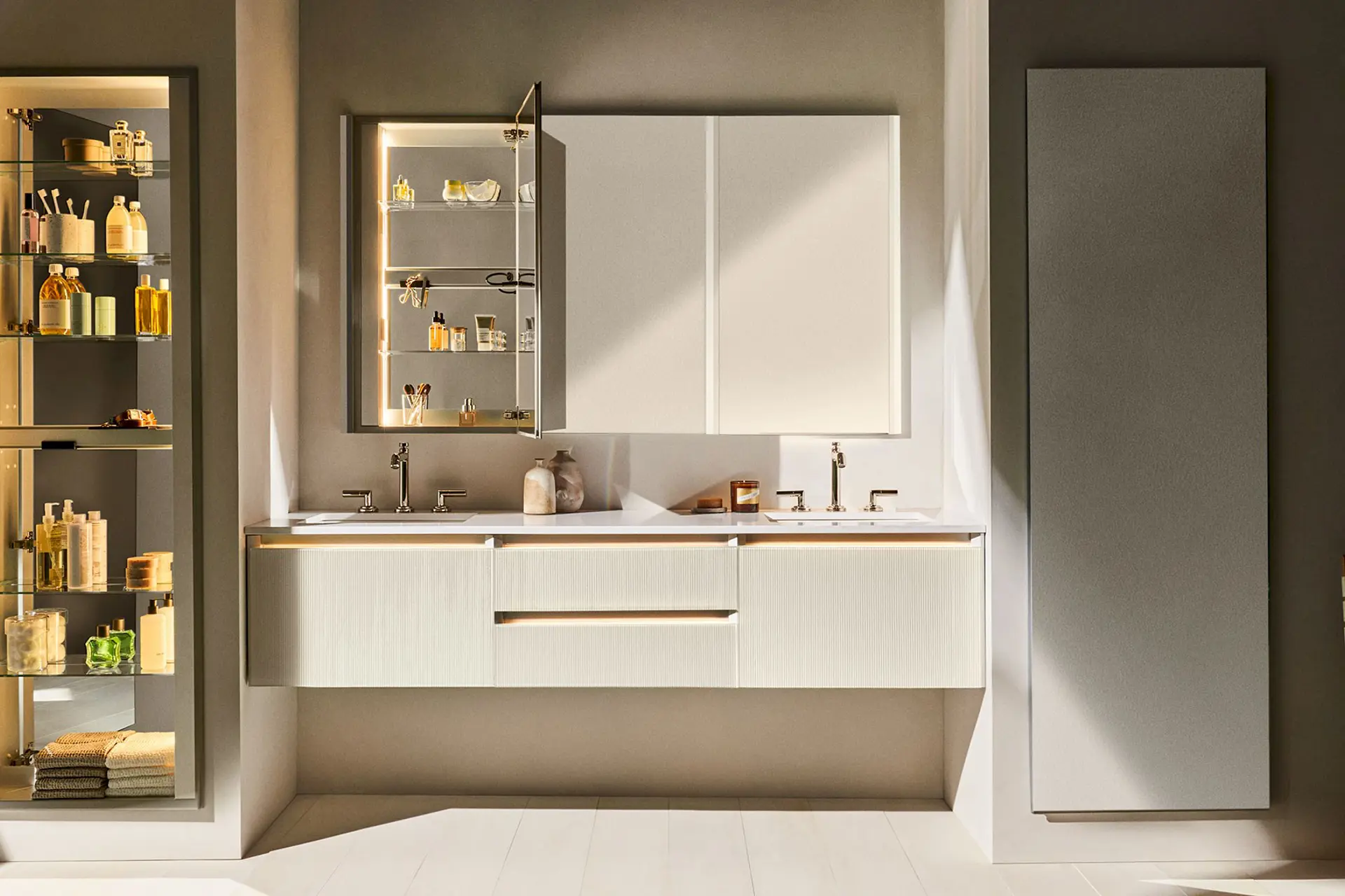 M Series Reserve Medicine Cabinets