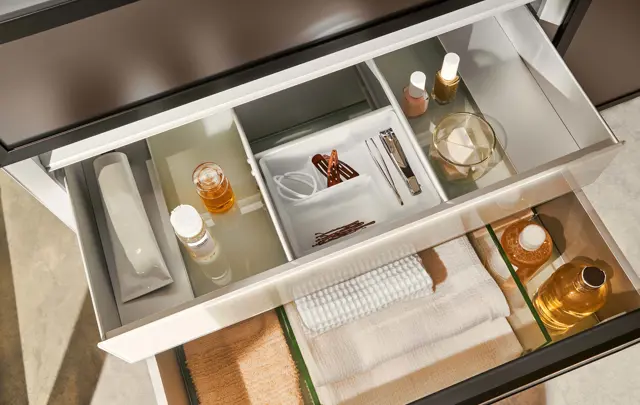 220504 ROBERN SET 01 Aio Cabinet 170 PULLED OUT DRAW HERO V3 QC